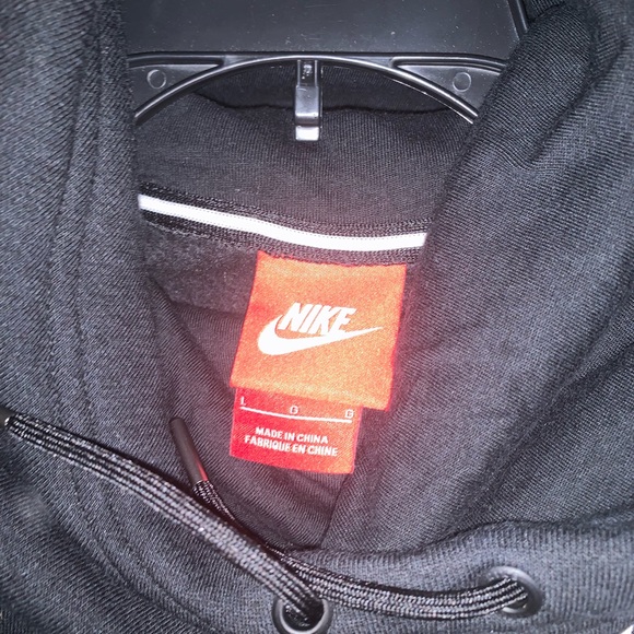 Nike funnel neck hoodie - Picture 3 of 3